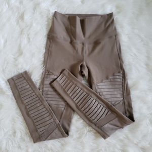 Alo Yoga Moto leggings